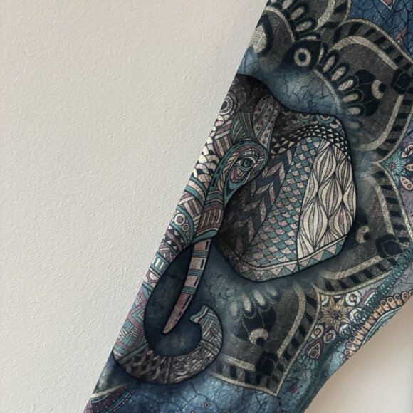 Evolution and Creation Yoga Leggings Size M Boho Hippie Floral Elephant Nature - Picture 4 of 16